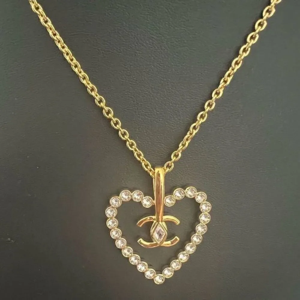 CHANEL• DUBAI BLING FAME• BNIB GHW Crystal Necklace‎